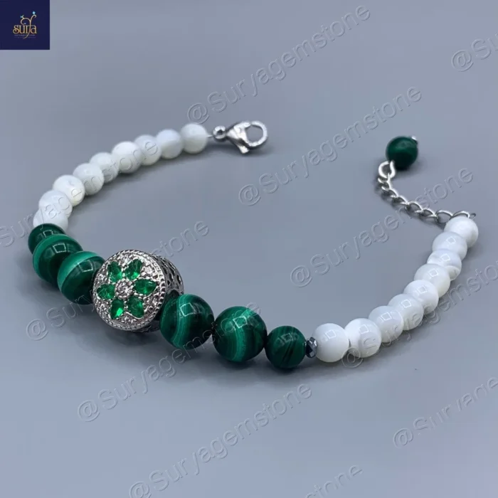 دستبند زنانه سنگی ، سنگ مالاکیت اصل و معدنی و صدف طبیعی   Chandra Moola - Image 3