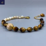 دستبند زنانه سنگ چشم ببر اصل و طبیعی ، صدف کاراملی و حدید ، سنگی دست ساز   Honey Glow - Image 3